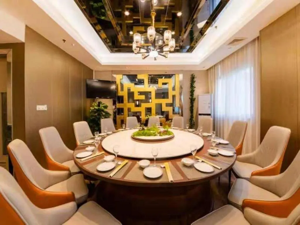 Kunshan Yuxing Hotel 蘇州 4*,